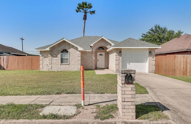 Pet-Friendly Home w/Private Fenced Yard & Grill