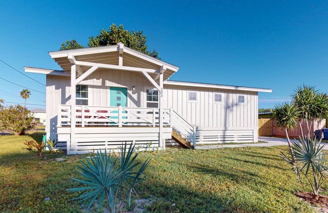 Pet Friendly, Large Fenced Yard, Shaded Back Porch, Ample Parking