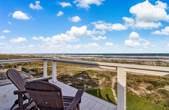 Pet friendly, newly renovated, ocean and beachfront historical home