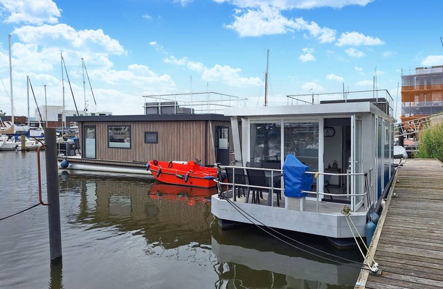 Pet friendly ship in Hellevoetsluis