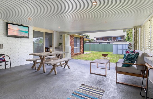 Pet-Friendly Spacious Home by the Beach
