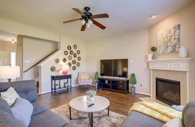Pet-Friendly Tomball Home about 8 Mi to Burroughs Park