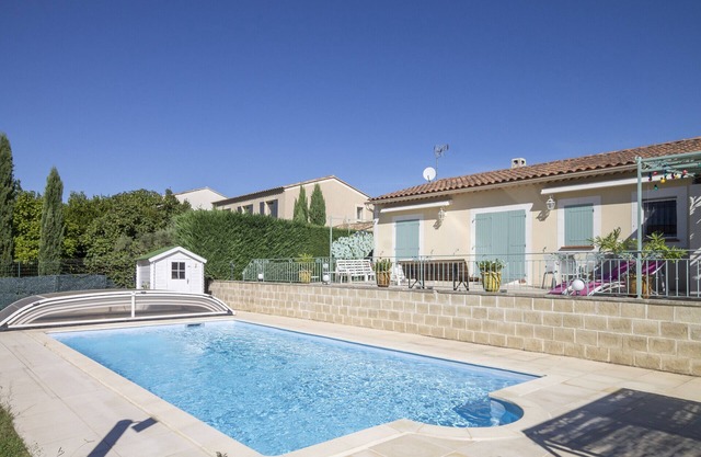 Petit Coin du Paradis - Perfect holiday home with a pool within walking distance of the village!