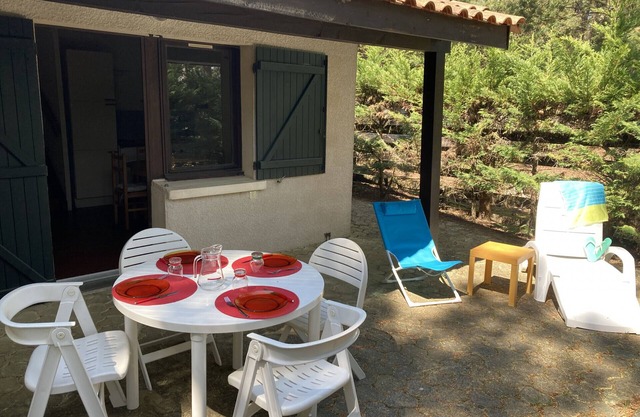 Petite maison mitoyenne proche du club de tennis - 2078