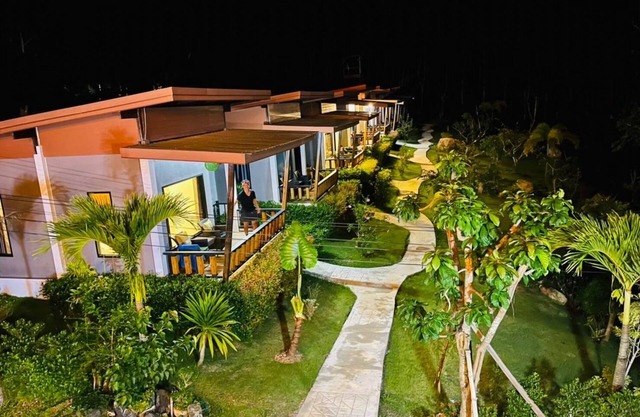 Phurin Thara Resort