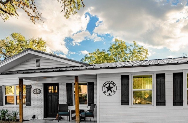 Pickled Pepper Cottage -Texas Hill Country History, Heritage & Hospitality
