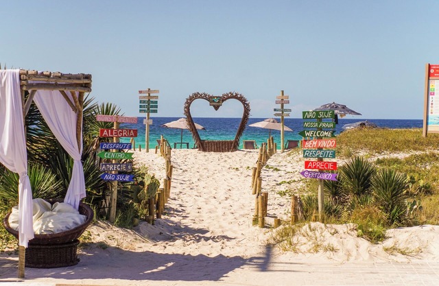 Pier Beach Club