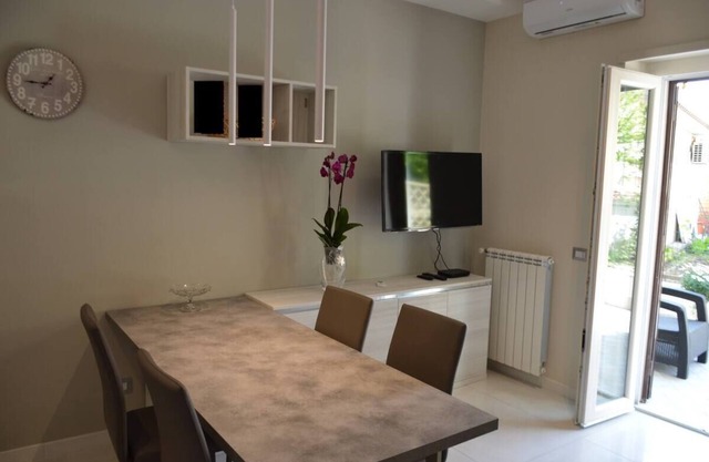 Pigneto apartment villini Dackins house