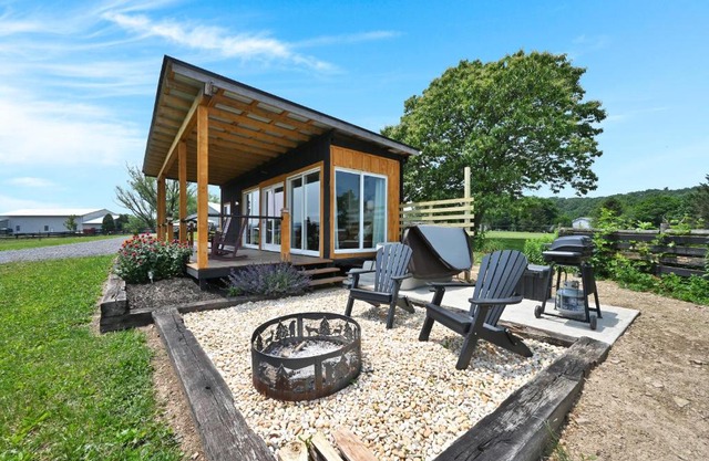 Pine Grove Scenic View Unforgettable Love Getaway