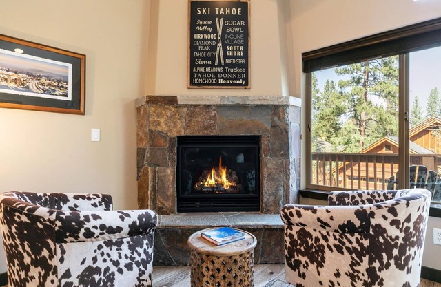 Pinecrest at Winter Creek By Tahoe Getaways - Hot Tub, Walk To Downtown Truckee
