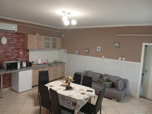 Pingpong Apartman