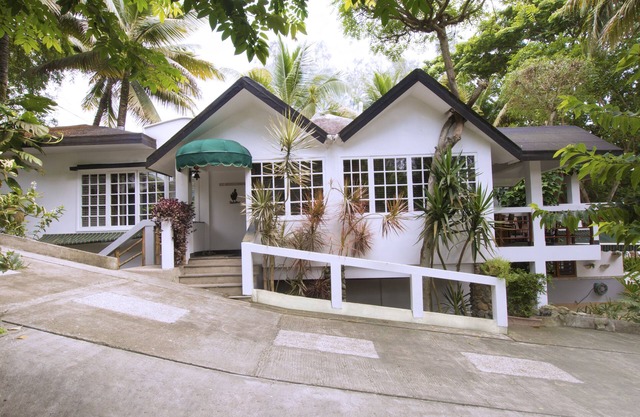 Pio Pio's house - El Gallinero