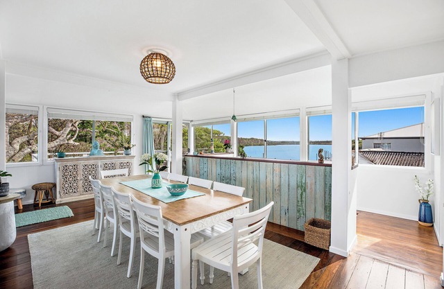 Pipe Dream - River Frontage with Amazing Viewsn
