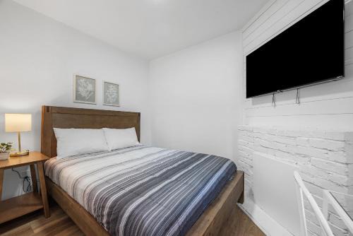 Pittsburgh Shadyside 1B Cozy and Stylish Private Bedroom with Shared Bathroom