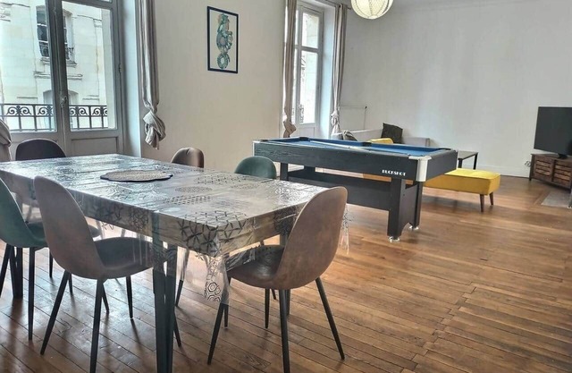 Place du Temps: character apartment in the center