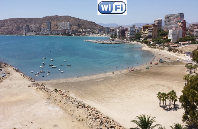 PLAYA ALICANTE wifi APARTMENT