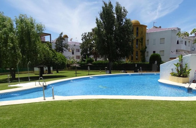 Playa Barrosa. Aire acondicionado Piscina Barbacoa