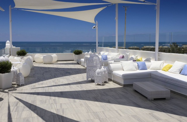Playa De La Luz Hotel