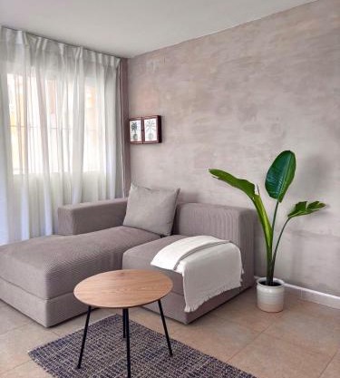 Playa de Miramar - 3 Min Walk to the Beach, Family-Friendly, Near Gandia