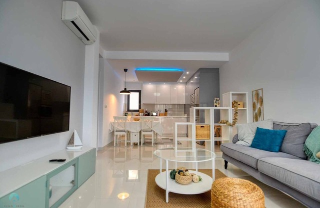 Playa Elisa Bay - Townhouse with Pool