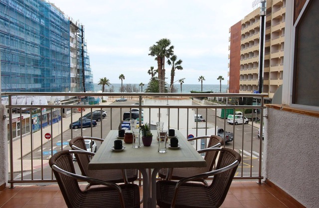 PLAYA SOL - Apartamento con vista al mar en el centro de Santa Margarida