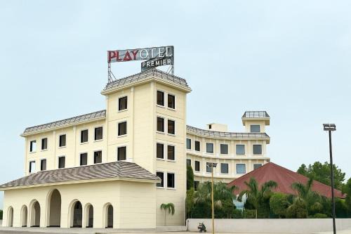 Playotel Premier, Ujjain