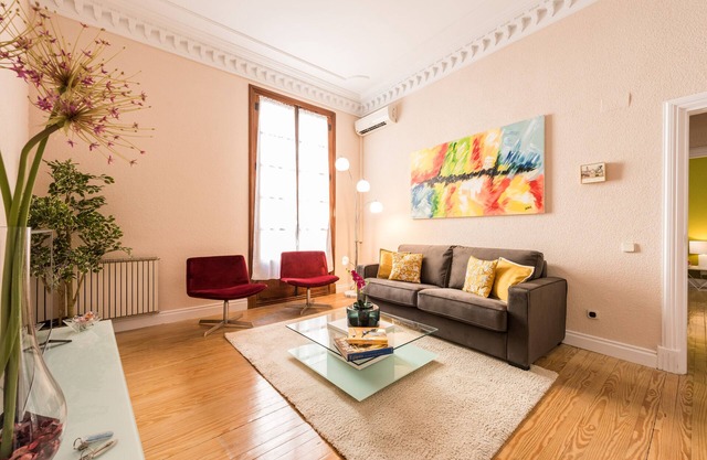 PLAZA MAYOR-PUERTA DEL SOL-LUXURY -NEW- Apartment Design, Luxury Center.