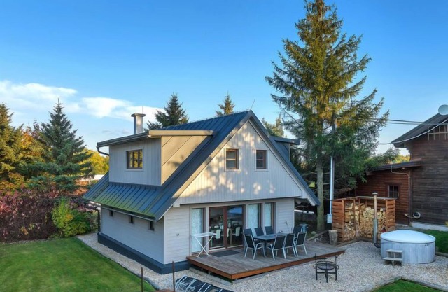 Pod Liščím kopcem 6+4 by Interhome