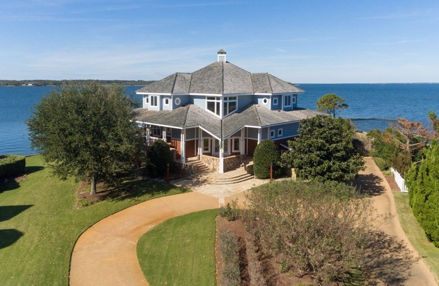 Point Break 6 Bedroom home at Pirate's Cove