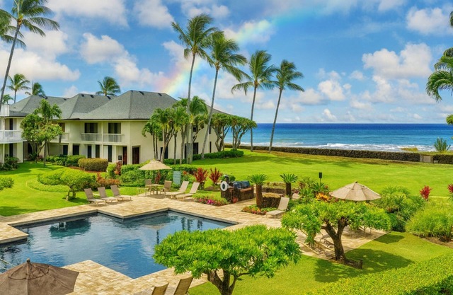 Poipu Kapili 17, Luxury Oceanfront Condo w/Ocean View, Pool, Tennis, A/C!