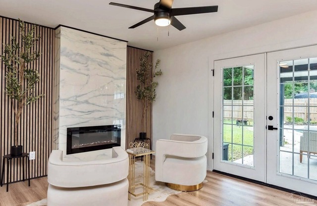 Pool paradise in P'cola - Stylish, Dog-friendly home close to shopping & beach!