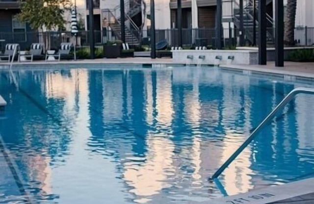 Pool View King Bed Luxury Stay