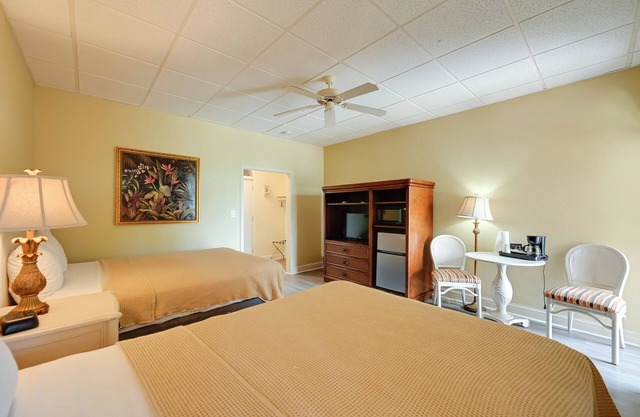 Poolside Paradise w/Dock in Everglades!