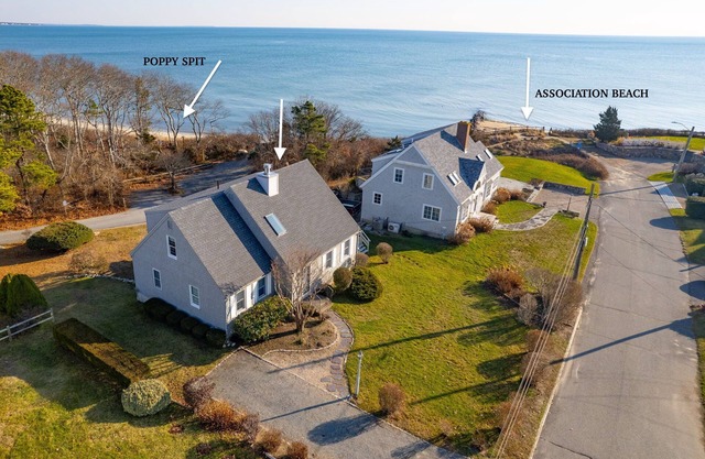 Popponesset- 3 bedrooms, 3 baths, sleeps 6 & outdoor shower. Views for miles.
