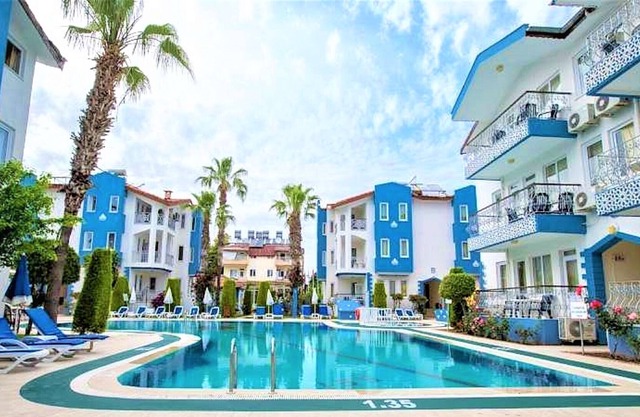 Popular 1 bed apart home in central Side with many on site amenities facilities