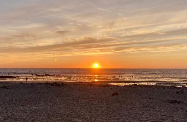 Porthtowan sea-view family holiday home