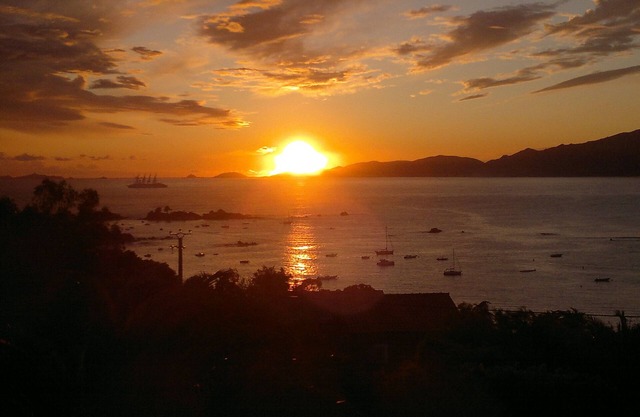 Porticcio: WONDERFUL SIGHT TO THE SEA AND MOUNTAIN(GULF Of AJACCIO)