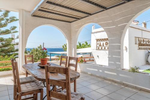Porto Galini Tinos Perastra 103