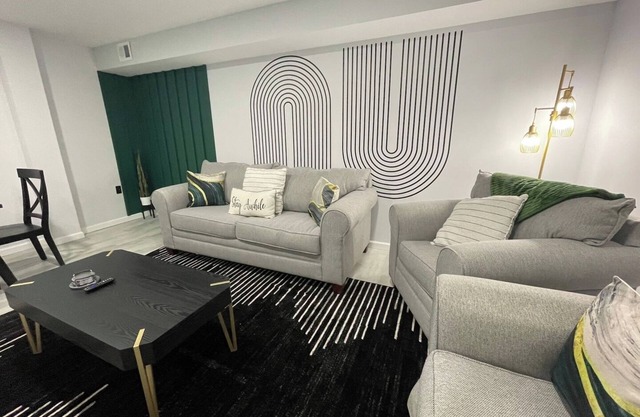 Posh Paradise - Modern Close to Casino and Water Park