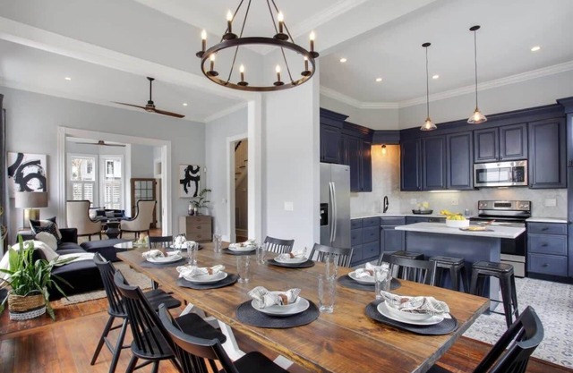 Premium Home | Victorian District