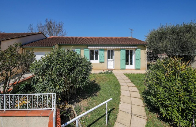 PRETTY HOUSE - GARDEN - QUIET - GAILLAC