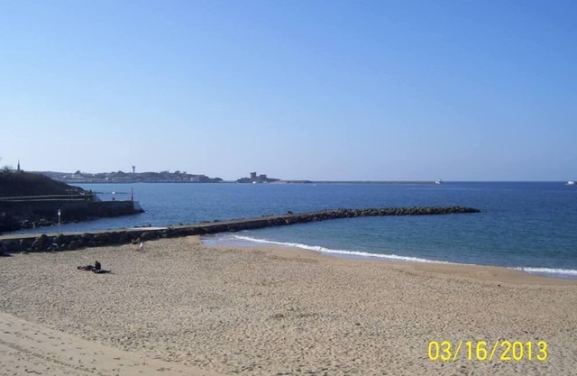 pretty house with garden and private parking, furnished tourism classified 4 stars ****
