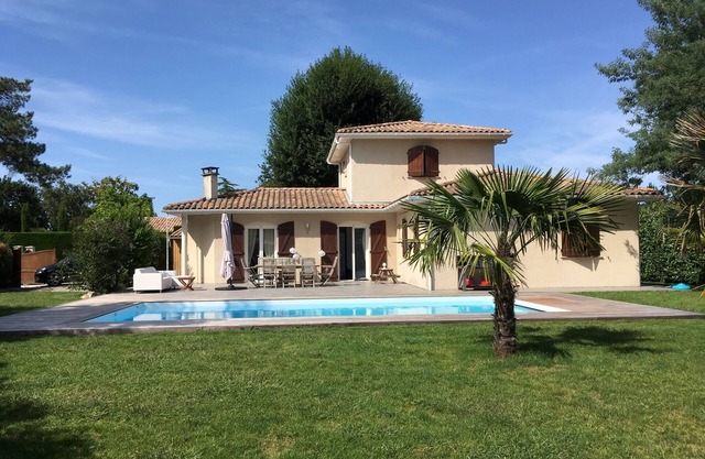 Pretty modern house sleeps 8 4*-Lake, ocean, Arcachon basin, Dune du pyla