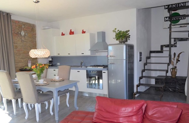 pretty small house with pool and jacuzzi at Monte San Savino in the heart on Tuscany, modern furnitu