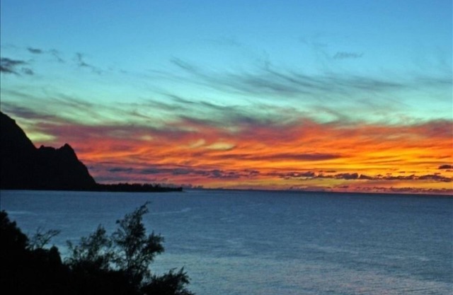 PRICES SLASHED FOR 5 NIGHTS 10/18-23 at Oceanfront Puu Poa Condo w/Bali Hai View