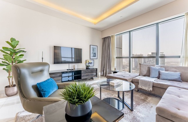 Prime Business Bay Stay,Near Dubai Mall & Burj Khalifa with Easy Metro Access