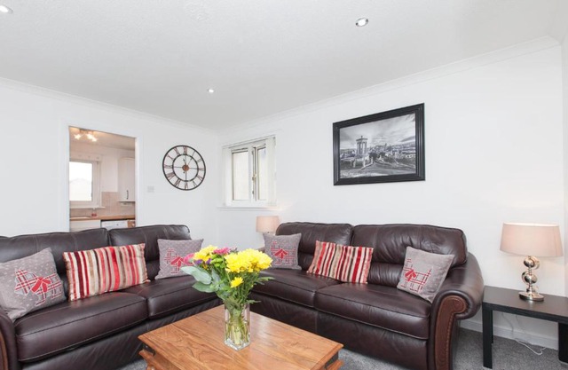 Prime Commuter Executive Apartment Dunfermline