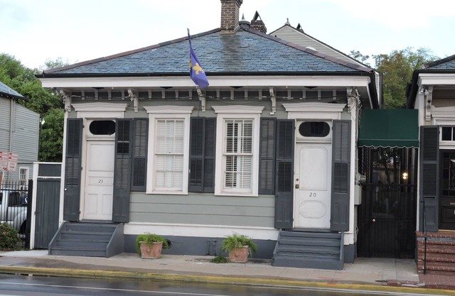 Prime Location just steps from the French Quarter & 3 Blocks to Bourbon St,