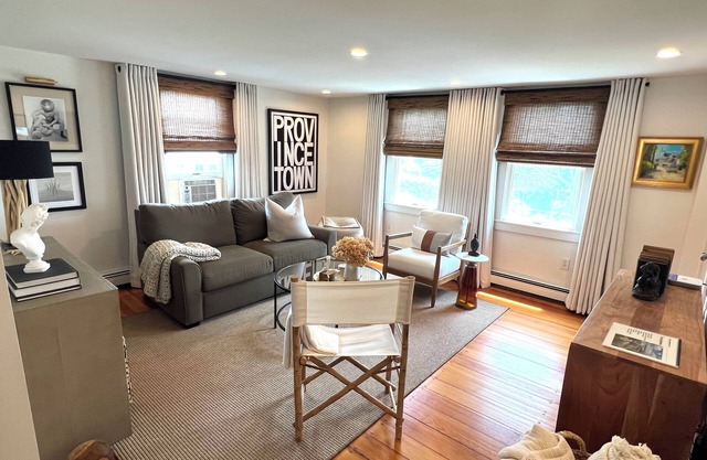 Prime Location, Top Floor 1-Bedroom, 1-Bath Condo