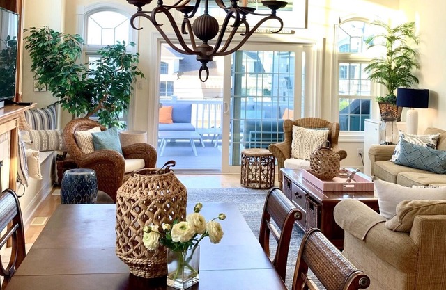 Prime summer weekend available!! 5 bedroom luxury at the Shore!